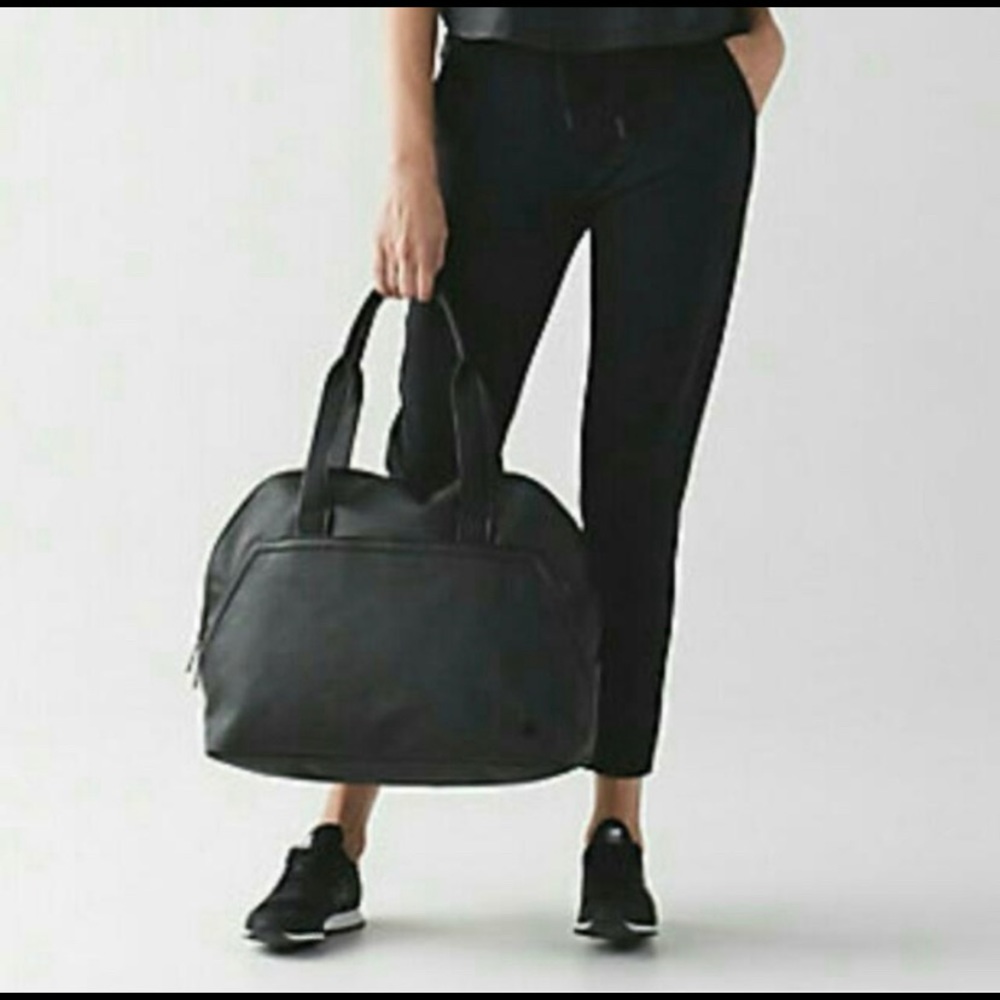 LuLuLemon purse